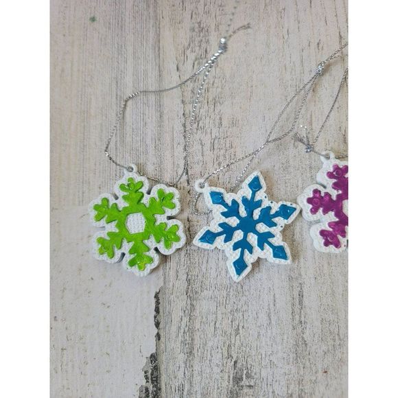 Multicolor mini wooden snowflake ornament Xmas Decor set - Picture 2 of 7
